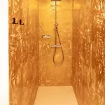 Chrizz Hotel