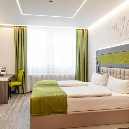 Chrizz Hotel *